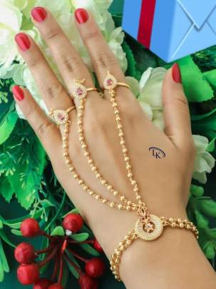 Golden Single Hath Panja with 3 Finger Ring -1
