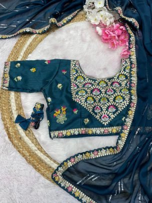 Gorgeous Rama Sarees With Stitched Blouse