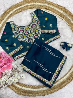 Gorgeous Rama Sarees With Stitched Blouse