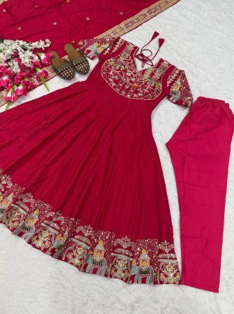 Heavy Red  Crepe Silk Embroidered Anarkali Suit Set