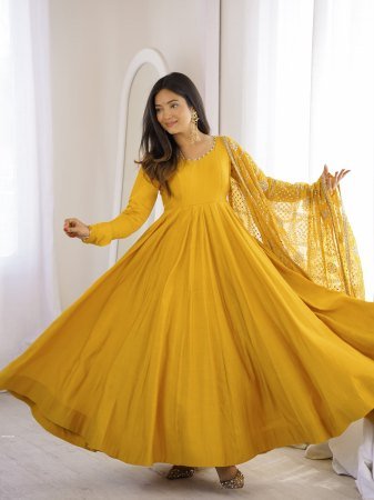 Heavy Yellow Roman Silk Anarkali Kurti Set With Embroidered Dupatta 