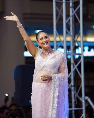 Kareena Kapoor Bollywood Light Pink Net Saree With Embroidery Work