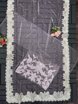 Kareena Kapoor Bollywood Light Pink Net Saree With Embroidery Work