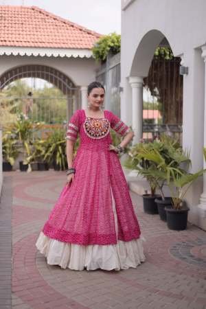 Kora Cotton Fabric Pink Colour Navratri Lehenga