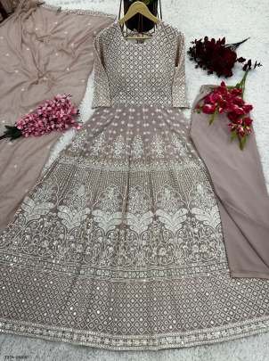 Ladies Wear Fancy Light Onion Georgette Suit Set