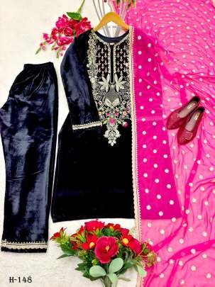 Launching  Velvet Black Suit Pant With Dupatt