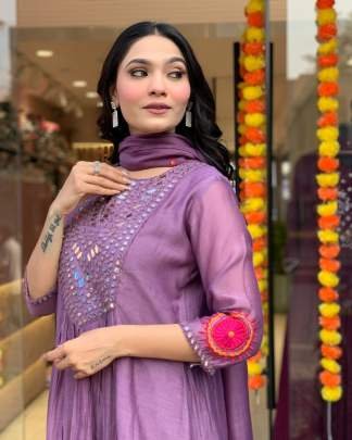 Mal Chanderi Silk Lavender Kurti Pant Set