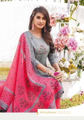 Mayree Brand Trendy Style Rayon Kurtis Set
