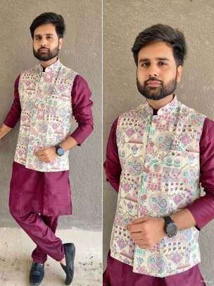 Men Banglori Silk Kurta With Embroidery Work Koti