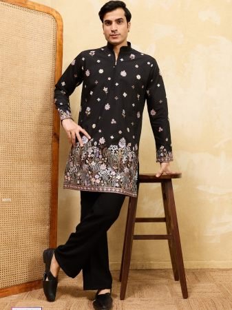 Men Black Viscose Silk Kurta With Sequence Embroidery 