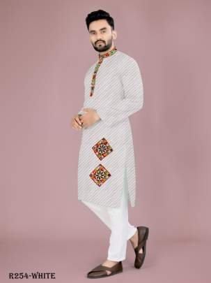 Men Traditional Navratri White Cotton Kurta Pajama With Gamthi Work