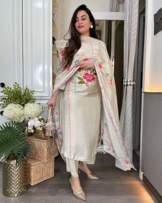 Muslin White Printed Stylish Kurti Dupatta With Matching Pants