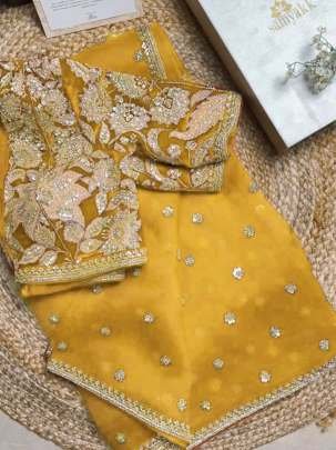 Muster Exclusive Heavy Look Jimmy Chu Saree With Sequence Work