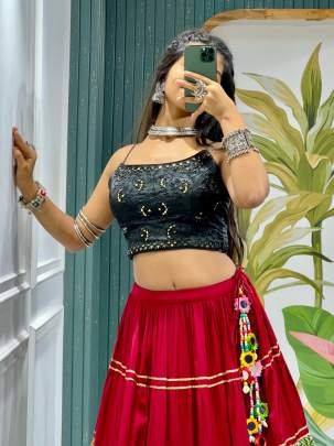 Navratri  10 Meter Flair Lehenga With Spaghetti Style Blouse