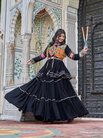 Navratri Special Gamthi Work Lehenga choli