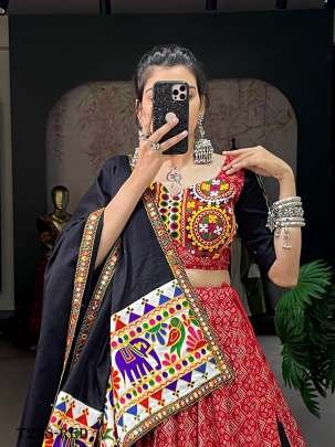 Navratri Special Red Pure Cotton Lehenga Choli Set With Gamthi Work
