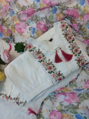New Arrival Premium Chanderi 3 Pies Kurti Set