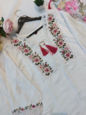 New Arrival Premium Chanderi 3 Pies Kurti Set