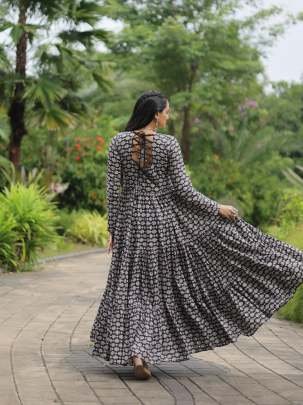 New Black Printed Cotton Kurti With Kutchi Gamthi Work