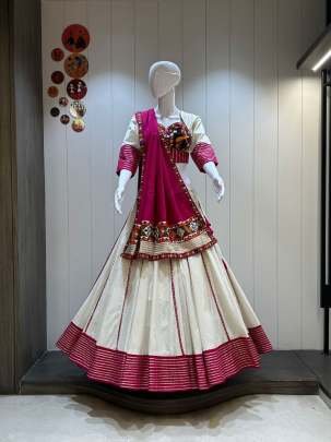 New Design Navratri White And Pink Chaniya Choli