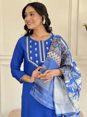 New Launching Straight Viscose Kurti Set With Gajii Silk Printed Dupatta Sets