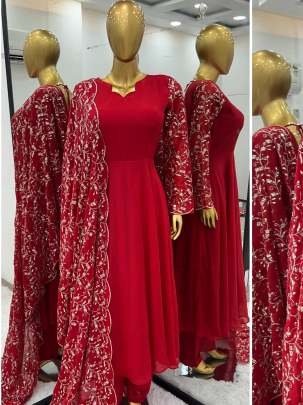 New Star Georgette Embroidered Gown