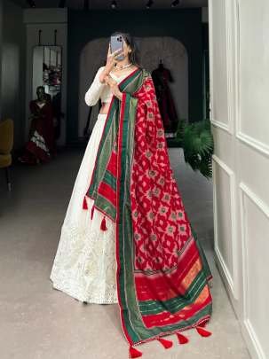 New White Lehenga With Gotta Patti Lace Dupatta