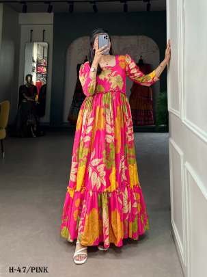 New Women Wear Pink Georgette Short Sleev Gown