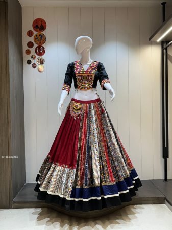 Original Gamthi Work Chaniya Choli with 10 Meter Flare
