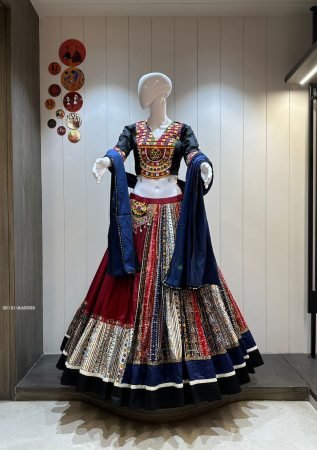Original Gamthi Work Chaniya Choli with 10 Meter Flare