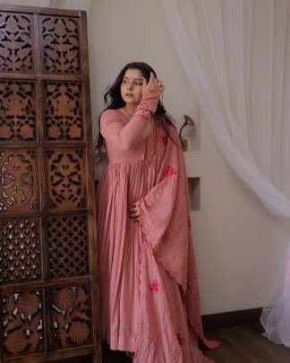 Peach Georgette Kurti Pant Dupatta Set