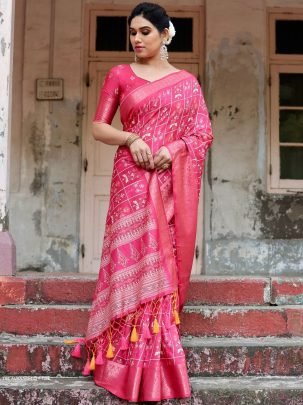 Pink Digital Printed Rich Pallu Pure Silk Saree With Dual Tone Tassels