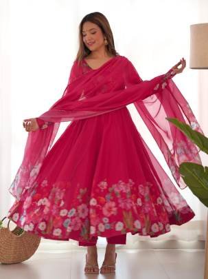 Pink Floral Printed Organza Silk Kurti Pant Dupatta Set