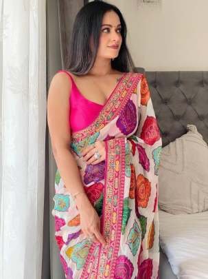 Premium Multicolour Georgette Saree With Pink Blouse