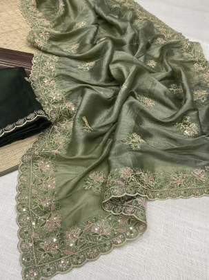 Premium Pista Color Soft Gold Crush Fabric Saree