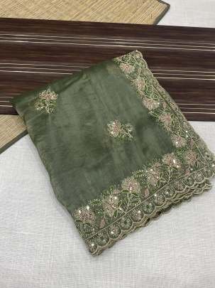 Premium Pista Color Soft Gold Crush Fabric Saree