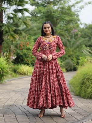 Printed Cotton Maroon Kurti With Kutchi Gamthi Work