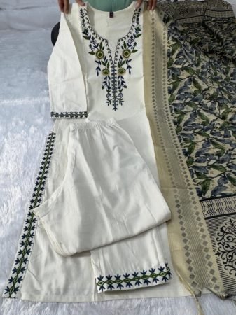 Pure Khadi Cotton Embroidered Kurti Pant Set