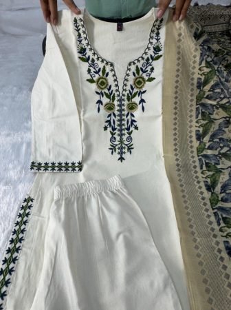 Pure Khadi Cotton Embroidered Kurti Pant Set