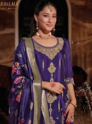 Purple Jacquard Work Kurti Pant With Dupatta