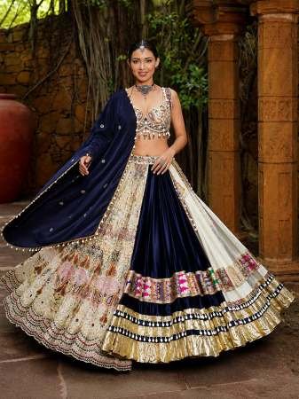 Real Mirror Work 4 Mtr Flair Navratri Lehenga