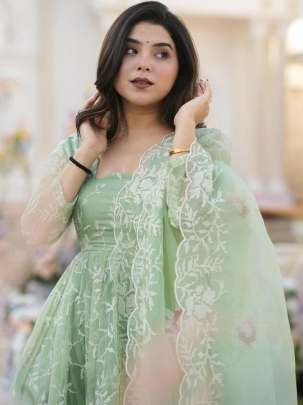 Resham Embroidery Pista Colour Kurti Pant With Dupatta