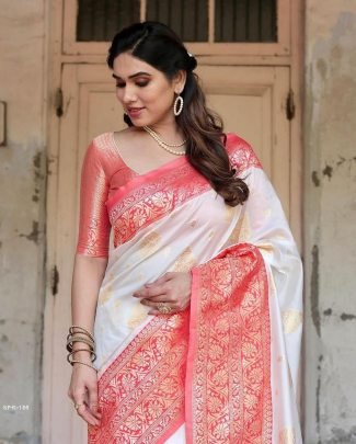 Rich Pallu Jacquard Work Soft lichi silk saree with beatiful Zahlar