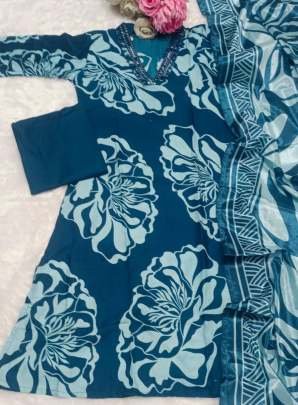 Slub Cotton Fabric Rama Colour Kurti Pant Dupatta Set