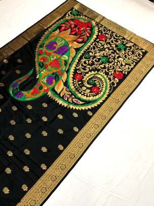 Soft Banarasi Lichi Silk Black Saree Pallu