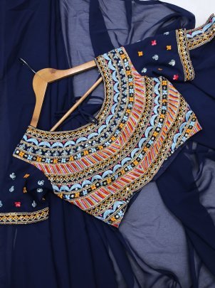 Starry Elegance Ready to Wear Saree with Fully Stitched Blouse