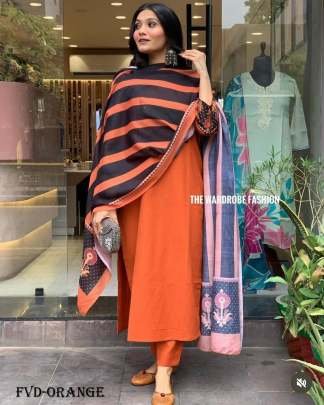 stylish Orange Color Rayon Kurti Set with mirror work