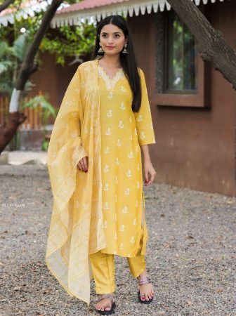 Summer Wear Rayon Kurti Pant Set With Dupatta