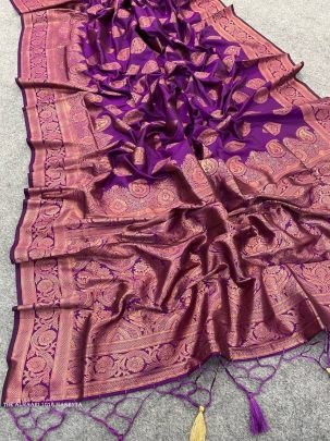 The Almaari 1016 Magenta Pure Banarasi Silk Saree With Demure Blouse Piece