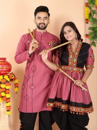 Traditional Embroidered Couple Outfit For Navratri